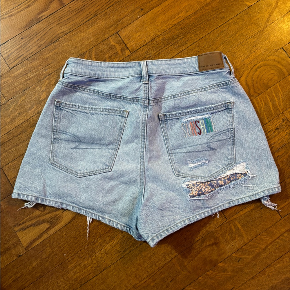 OOP American Eagle Sunshine Blue Denim Women's Shorts w. Free Bonus Tee